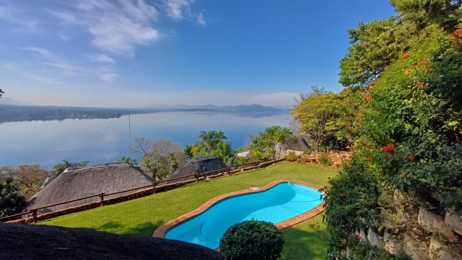 4 Bedroom Property for Sale in Kosmos North West
